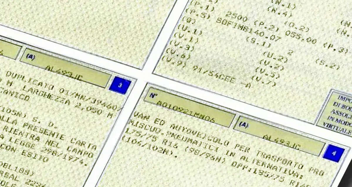 Dettagli tecnici e dati di immatricolazione per la lettura libretto auto.