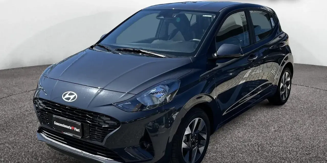 Hyundai i10 usata, scopri ogni quanto fare il tagliando per mantenerla al meglio. Auto in vendita da Concessionaria Fiori.