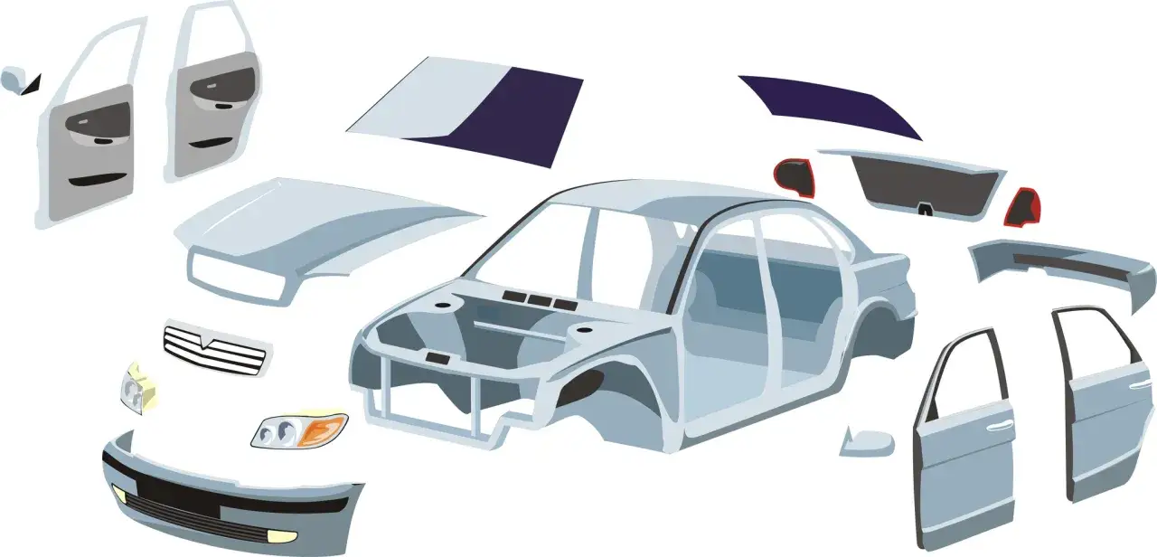 Parti di un'auto smontata: telaio, porte, cofano, paraurti e altri componenti. Il paraurti anteriore &egrave; ben visibile, mostrando cosa vuol dire anteriore.